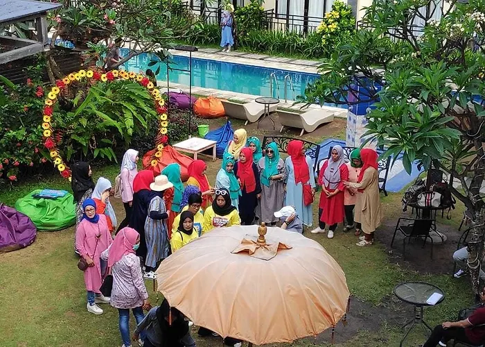 The Aroma's Of Bali & Resort Legian